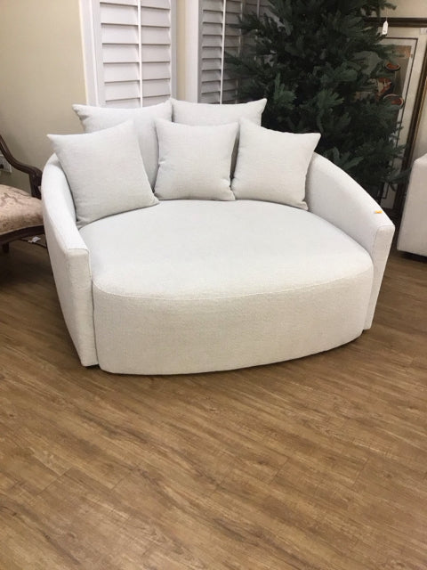 Four Hands Chloe Media Lounger W/5 Pillows