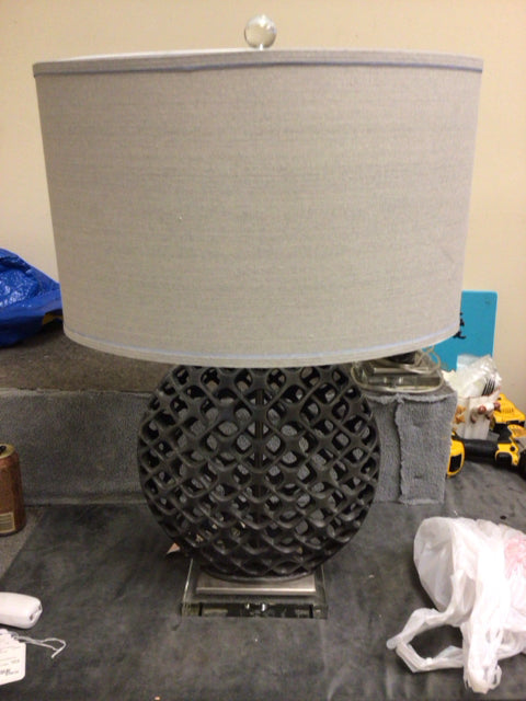 Uttermost Jameau Table Lamp W/Shade