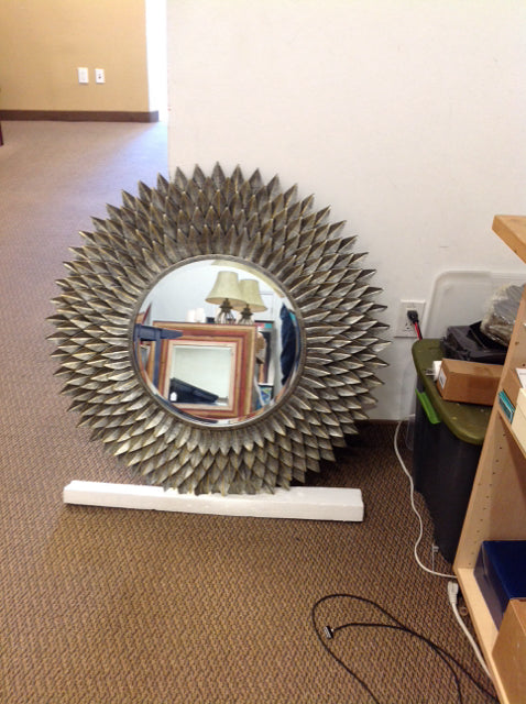 34" Rd Metal Leaf Framed Mirror