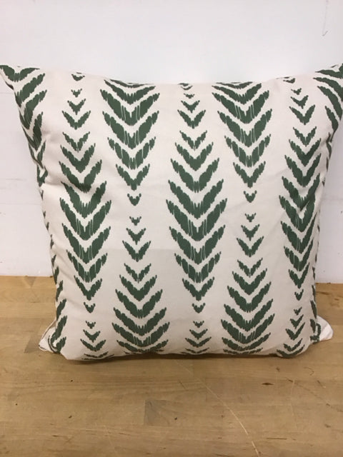 19" Ivory With Green Pattern Down Filled Pillow