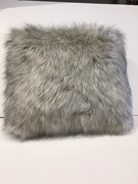 24" Charcoal Chenille Faux Fur Pillow