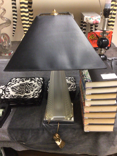 Pyramid Frosted Glass Table Lamp W/Shade