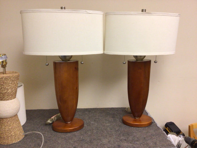 28" Pair Of Teak Wood & Metal Accent Table Lamps W/Shades