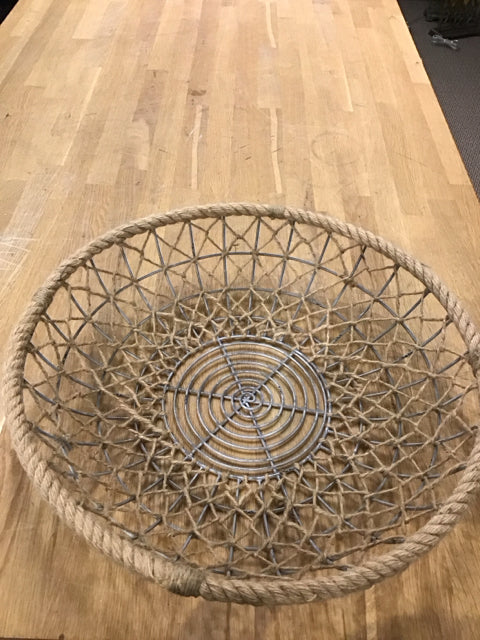 30" Rope & Metal Bowl