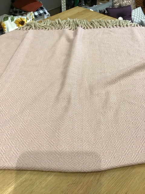 Blush Wool Peruvian Throw w/Fringes