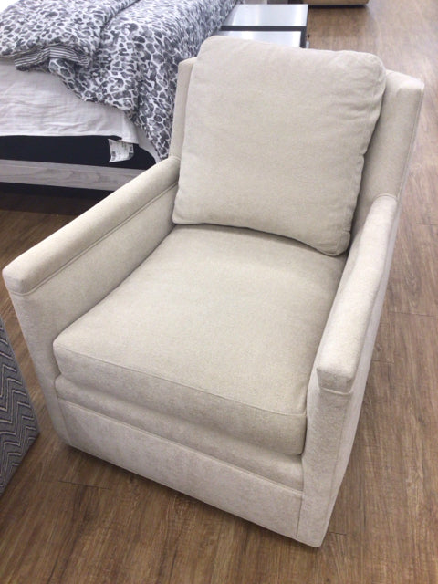 Vangaurd Furniture Tan Custom Fabric Swivel Chair