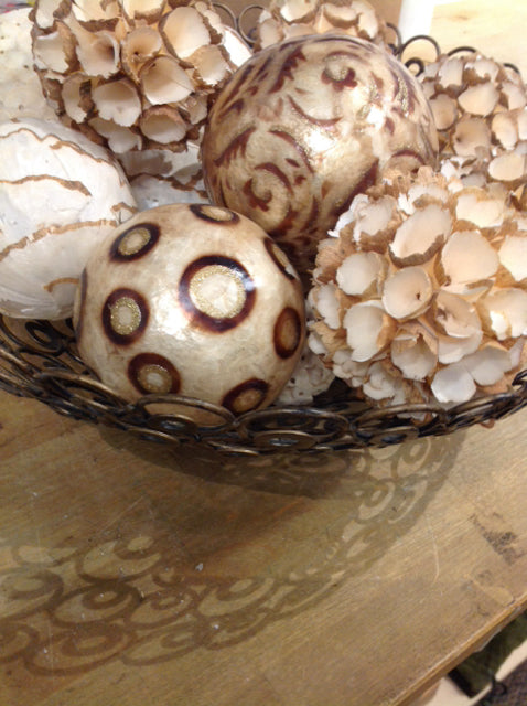 Bowl- 16" Gold Metal W Balls