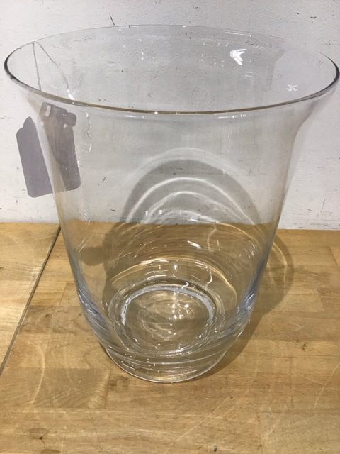 7" Glass Hurricane/Vase