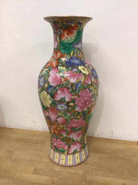 24" Vintage Chinese Porelain "Famile Rose" Vase