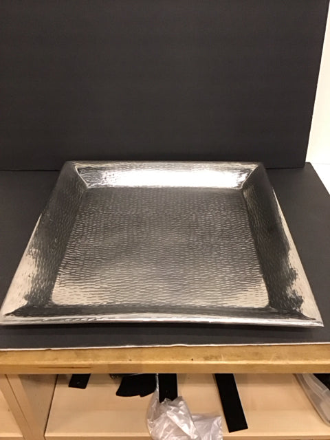 18"Sq Hammered Silver Metal Tray