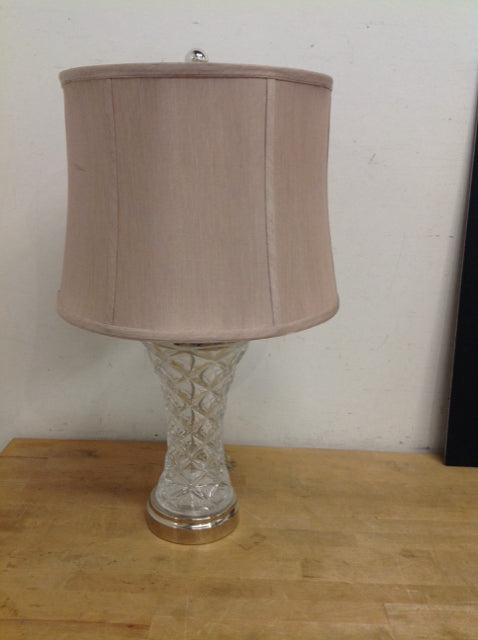 25" Diamond Pattern Glass Column Lamp w/Shade