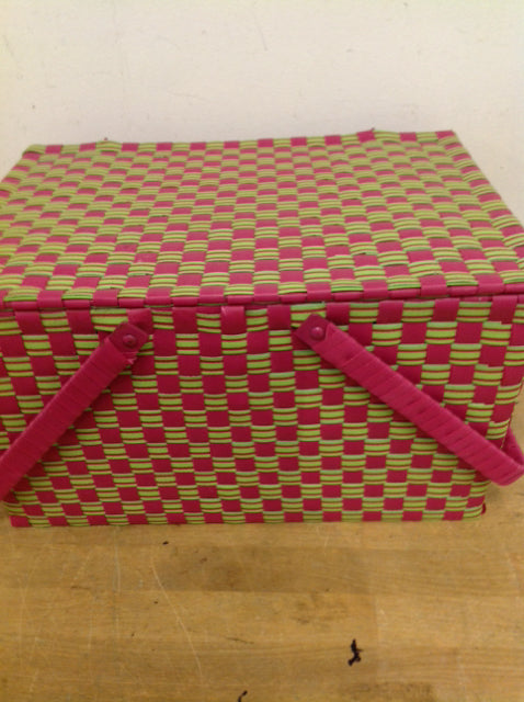 16" Green & Pink Picnic Basket