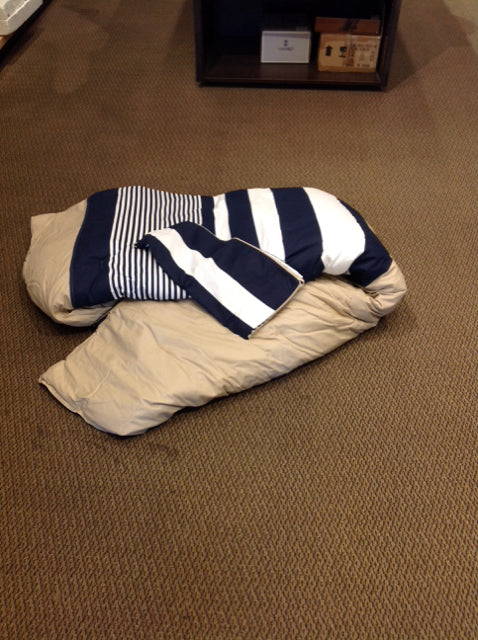 IZOD Queen Navy/Khaki Comforter w/2 Shams