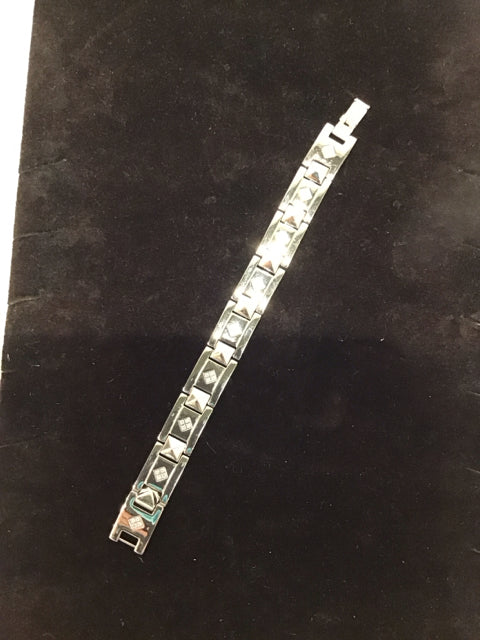 Silver Link Bracelet w/Rhinestones