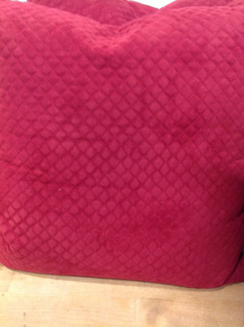 Pillow- 16" Red Quilt