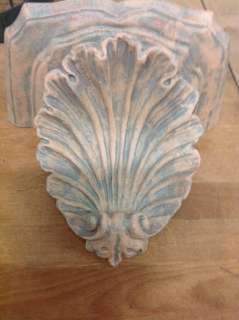 8" Resin Shall Wall Sconce