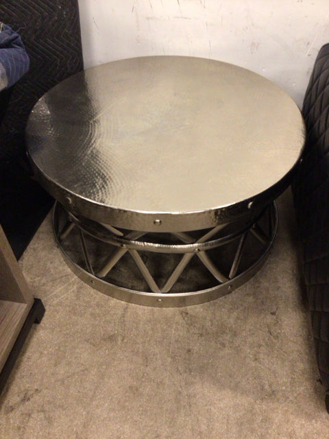 Amrah Home Hammered Silver Metallic Round Coffee Table