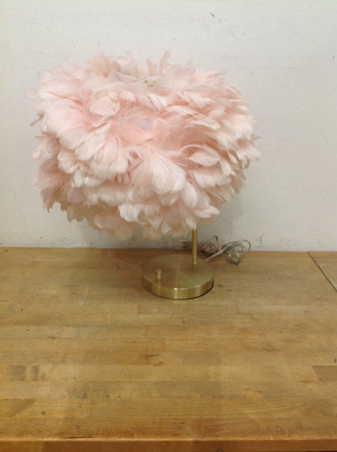 20" Gold Metal Pink Feather Lamp