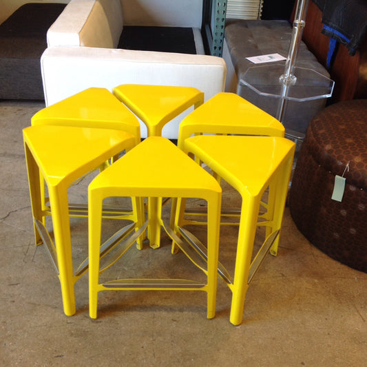 25" Set of 6 Yellow Triangle Bar Stools