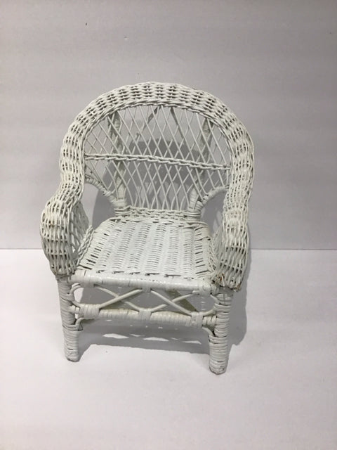 Small White Wicker Chair