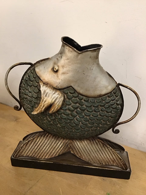 13" Metal Decorative Fish Sculpture