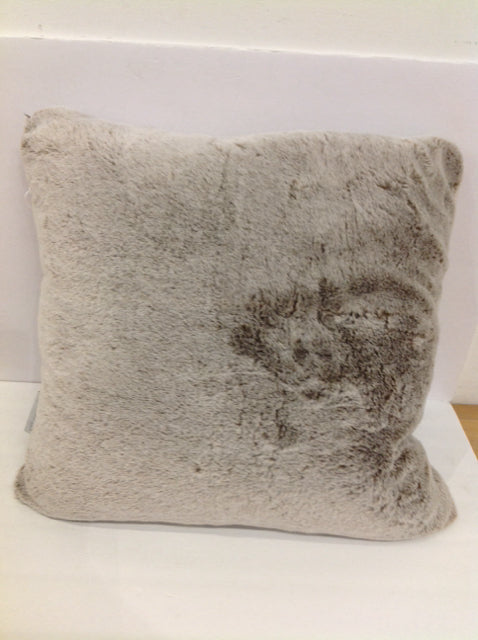 22" Brown/White Faux Fur Pillow