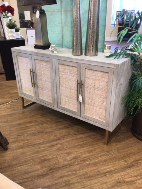 4 Door Cain Front Buffet