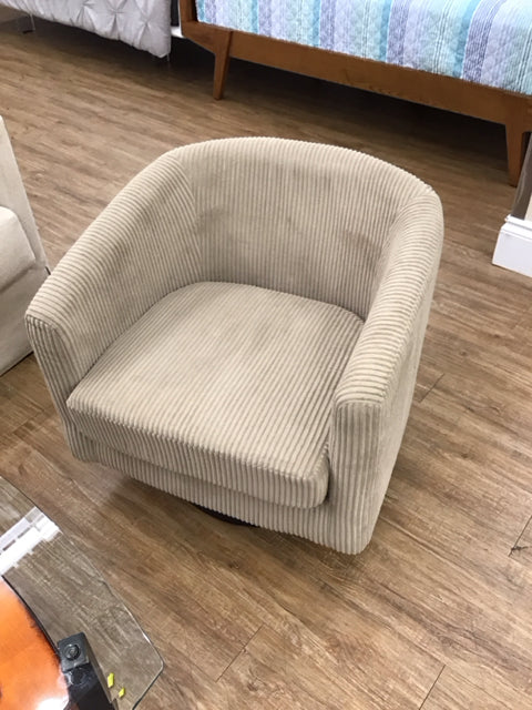 Tan/Beige Barrel Swivel Chair