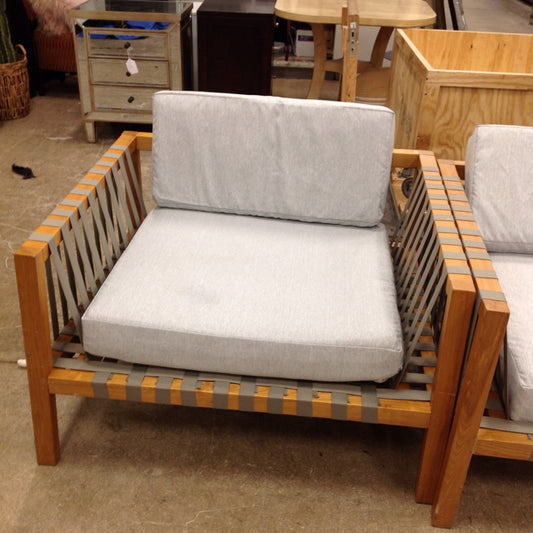 Teak Outdoor Arm Chair w/Straps & Cushions
