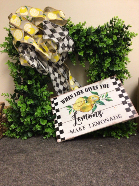 17" Square When Life Gives You Lemons Wall Decor