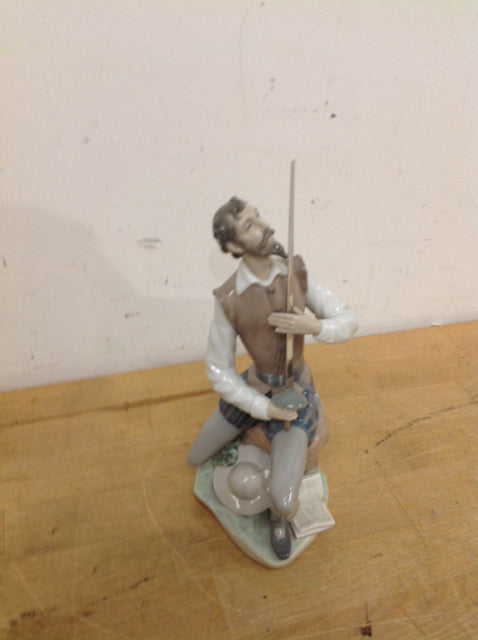 Fine Porcelain- Lladro Dom Quixote