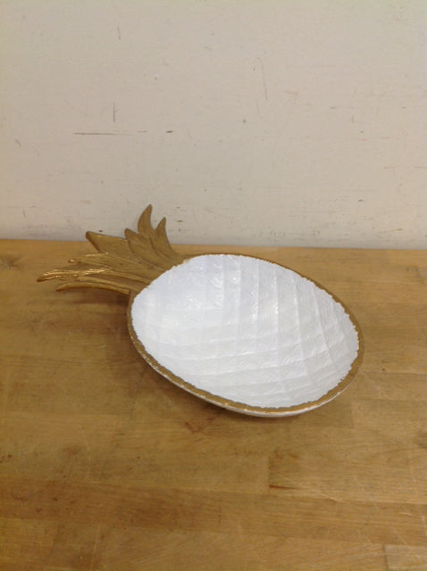 16" White Ceramic Pineapple Tray