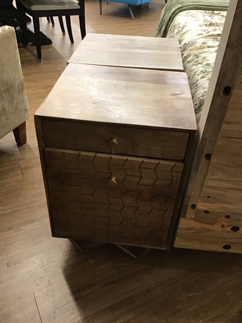 2-Drawer Wood File Cabinet w/Metal Legs