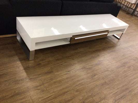 White Lacqured Wood Drawer Media Console