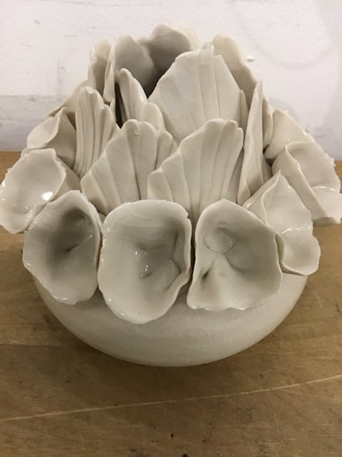 5" Cream Shell Vase