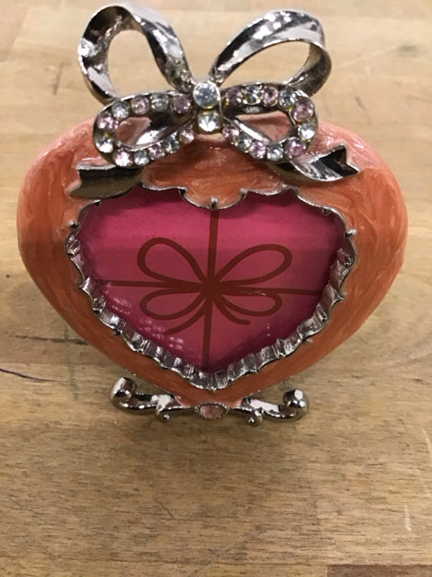 2"x3" Silver Heart Rhinestone Bow Enamel Frame