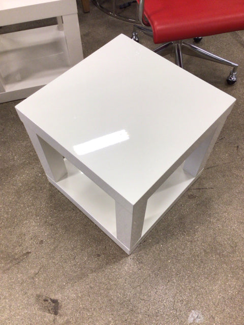 18" Square West Elm White Lacqured End Table