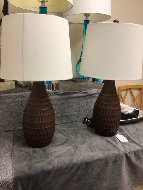 Pair Of Ashley Furniture Cartford Rust Ceramic Table Lamps W/Shades