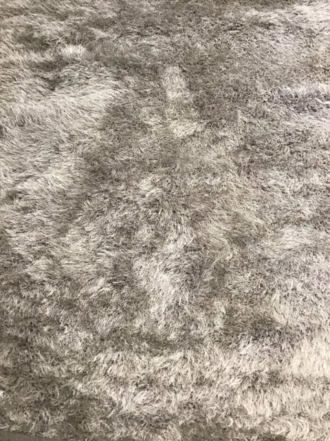 7'2"x4'10" Gray Shag Rug