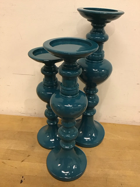Set Of 3 Turquoise Spindle Candle Holder As Is
