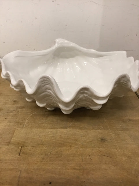 4.5"x11" White Ceramic Shell Bowl
