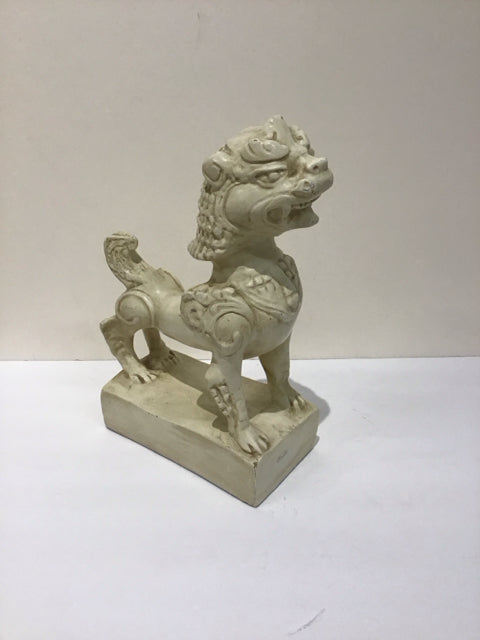 12" White Resin Foo Dog