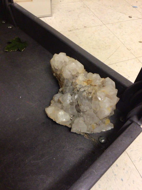 4" Ivory/Grey Geode Cluster