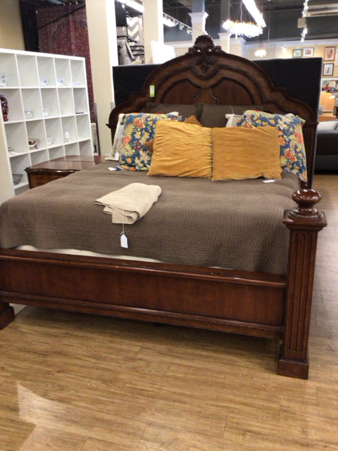 Century Wood King Bed