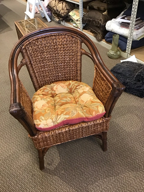 Rattan Accent Chair w/Cushion