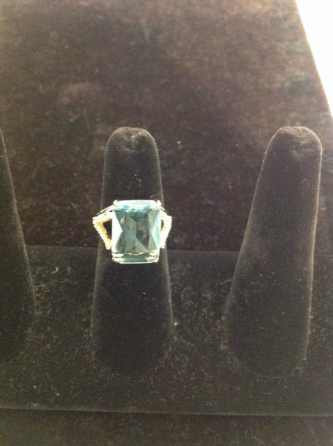 Gold Ring w/ Blue Stone & Rhinestones
