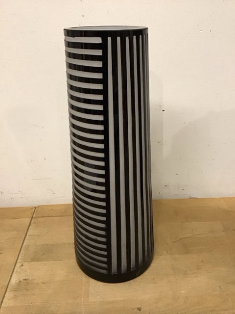 14" Black & Gray Brillar Vase By KARE Design