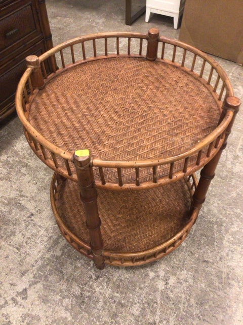 26 1/2" Round Wicker End Table