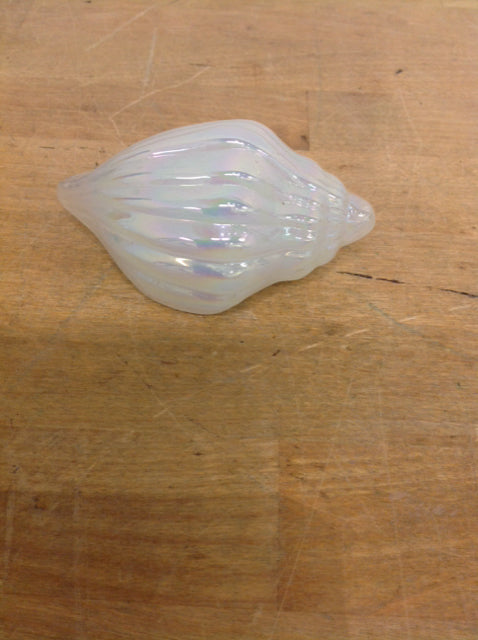 White Glass Shell