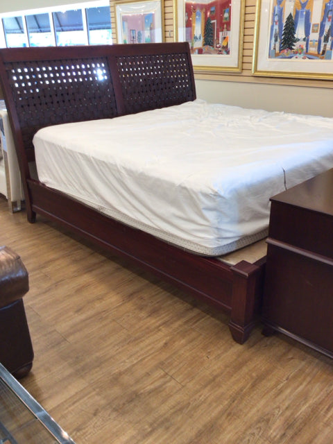 Lane Woven King Bed